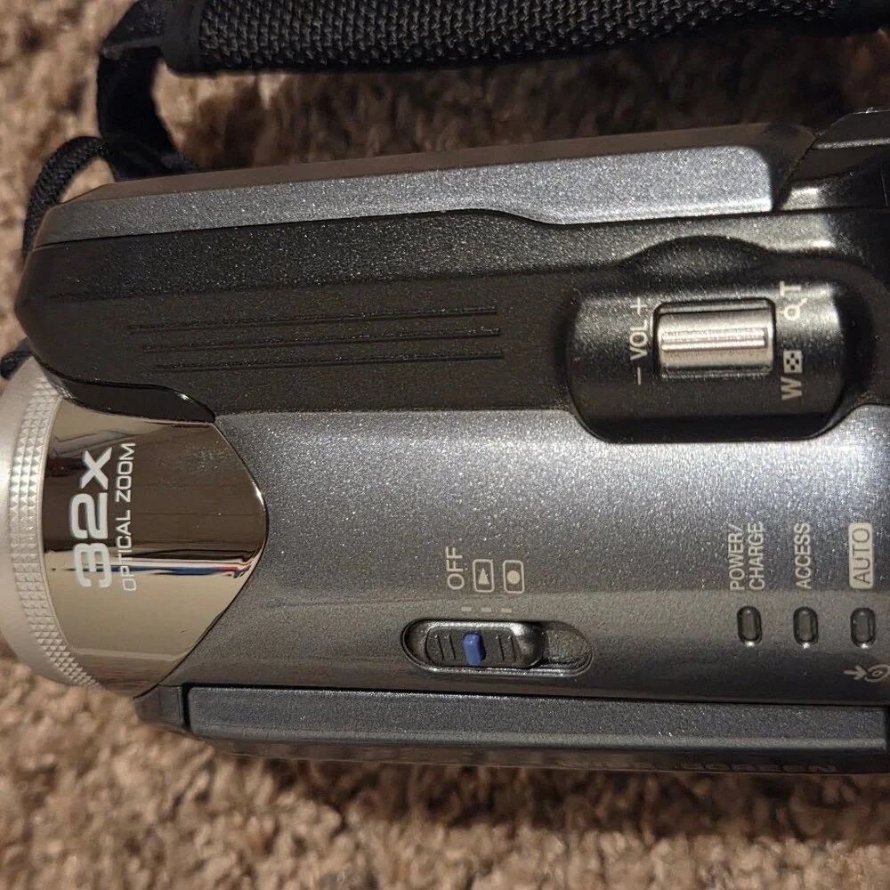 JVC Everio HDD Camcorder + Camera Bag & 2 Batteries